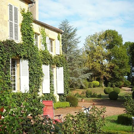 Gentilhommiere De Lurcy Le Bourg Bed and Breakfast Eksteriør billede